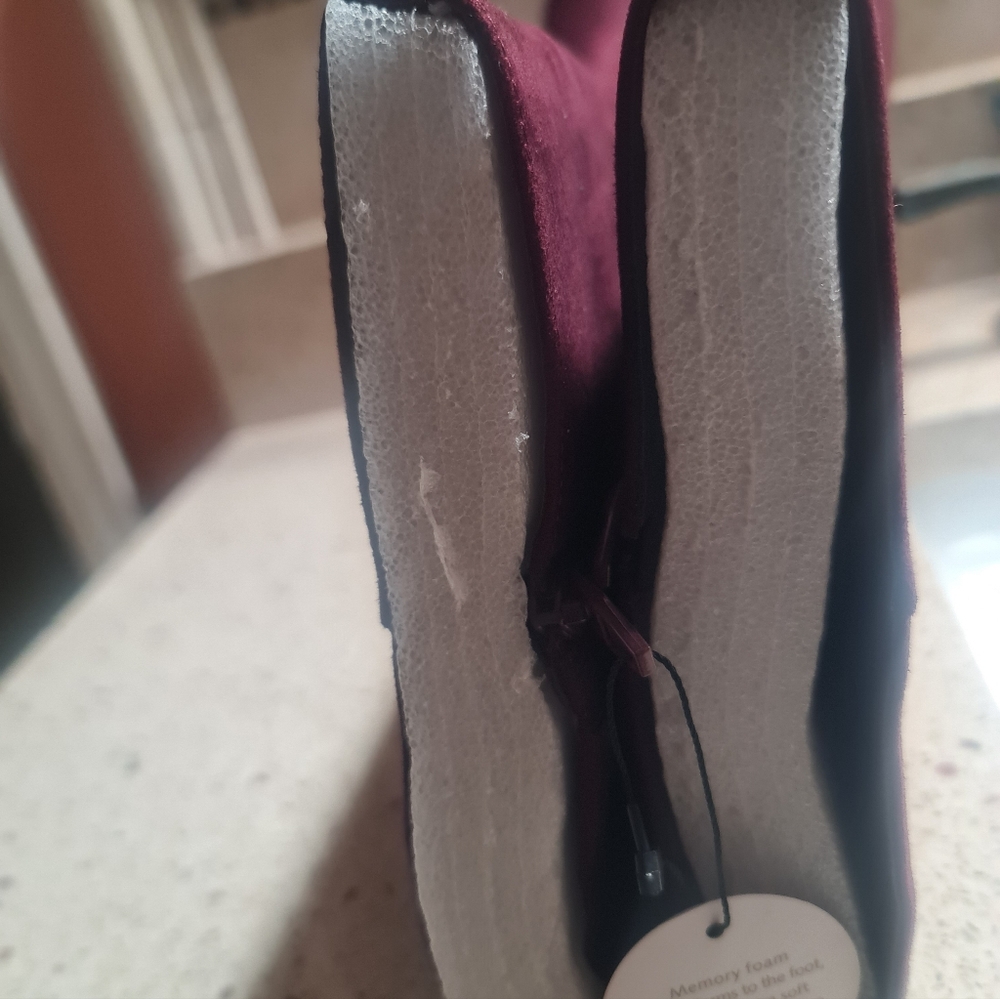 NWOB GIANNI BERNINI MEMORY FOAM KNEE HIGH BOOTS (BURGUNDY) Sz. 7.5M or 9M ..... - Picture 8 of 10